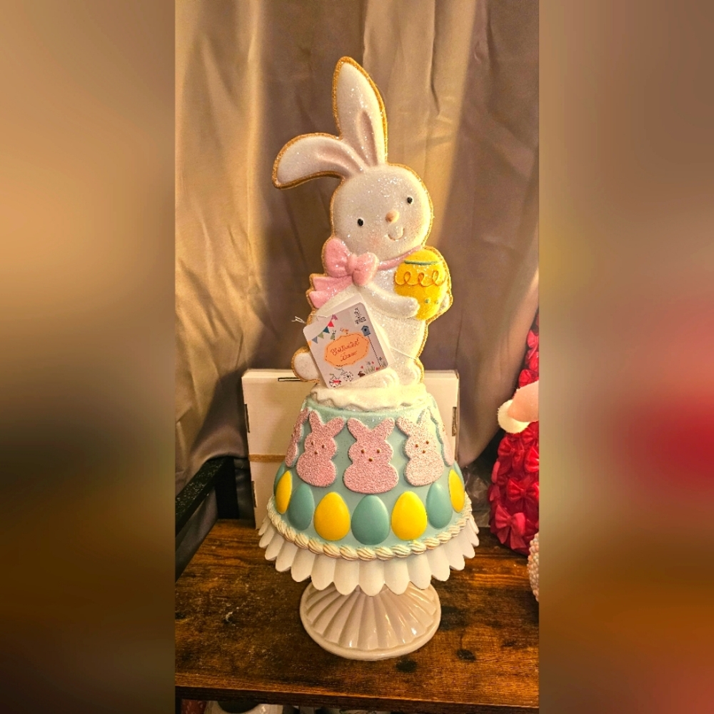 Cottontail Lane Easter decor